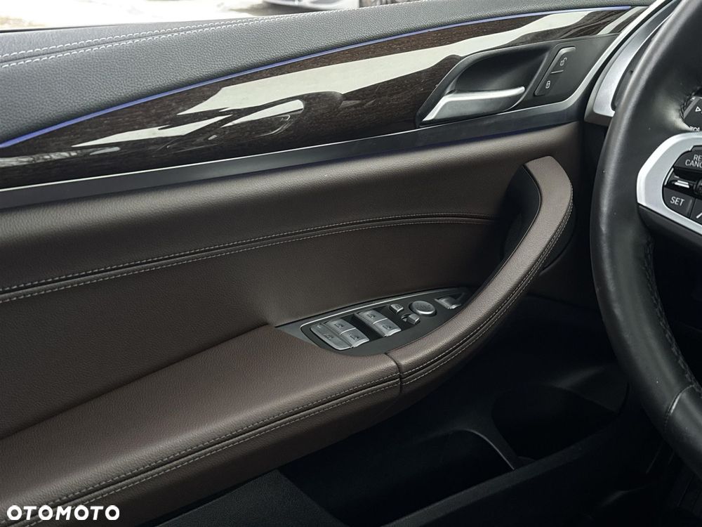 BMW X4 - 18