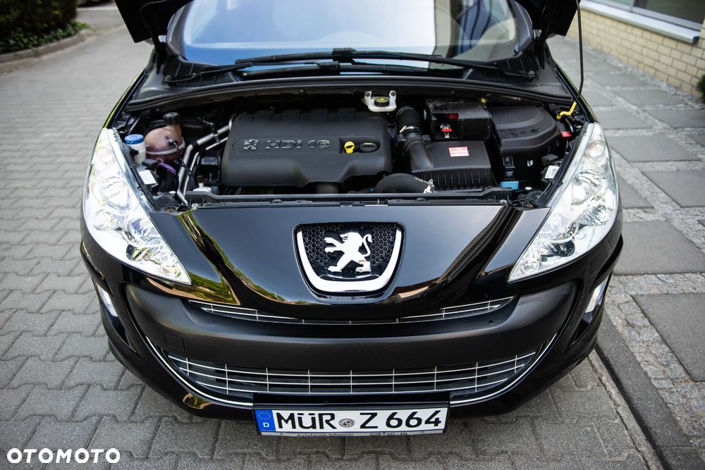 Peugeot 308 HDi FAP 135 Platinum - 34