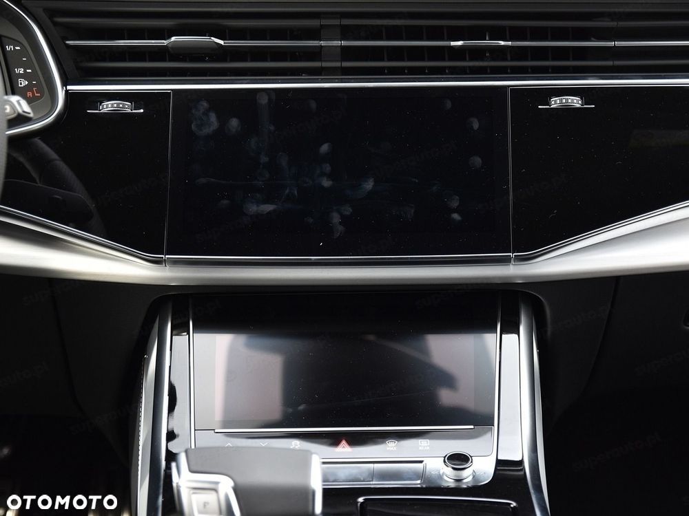 Audi Q8 TFSI e PHEV 290 kW Quattro Tiptronic - 13