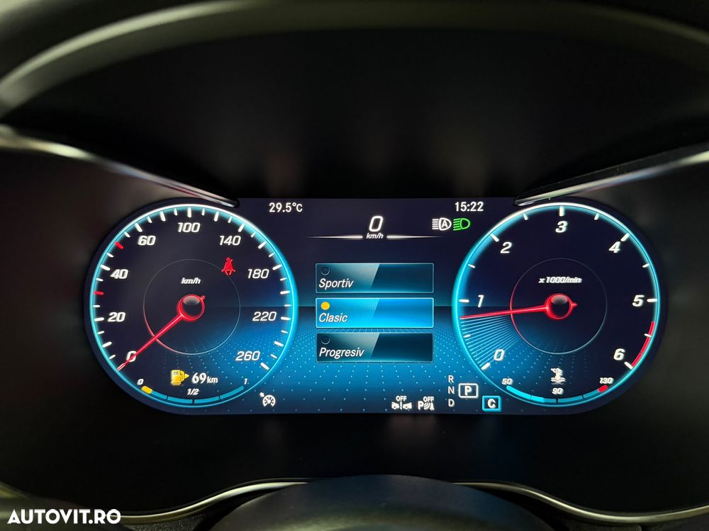 Mercedes-Benz GLC Coupe 220 d 4Matic 9G-TRONIC AMG Line - 33
