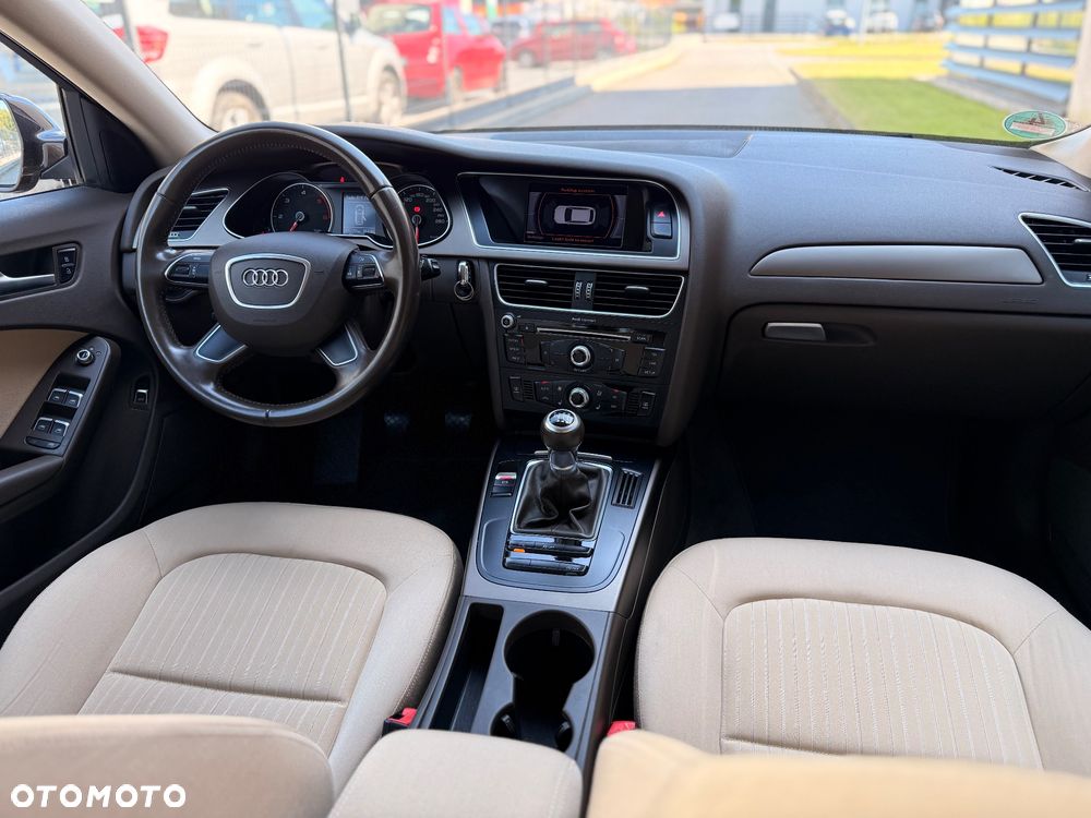 Audi A4 Avant - 6