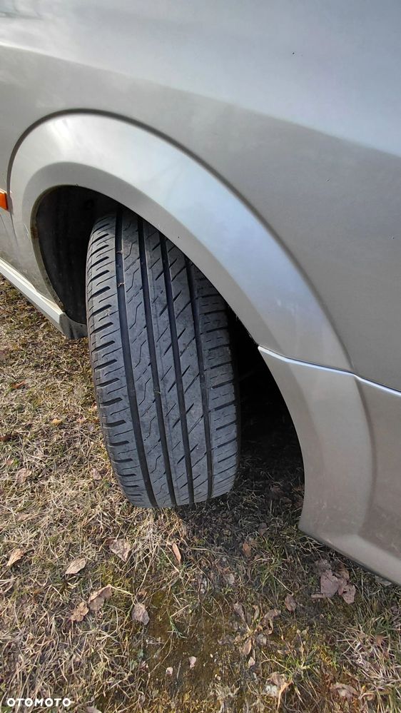 Opel Vectra 1.9 CDTI Essentia - 11