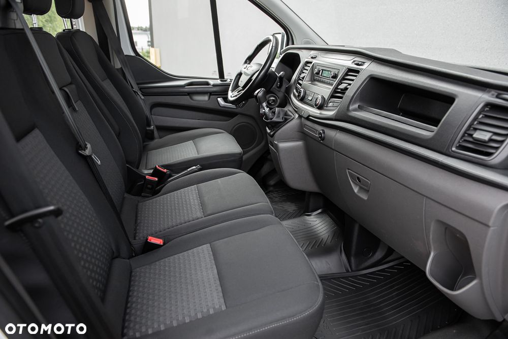 Ford Transit Custom 310 L2H1 Limited - 18