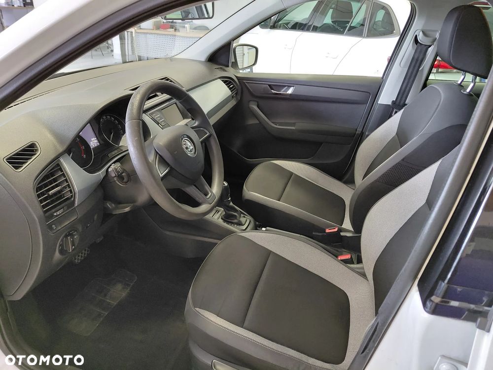 Skoda Fabia 1.0 TSI Ambition DSG - 8