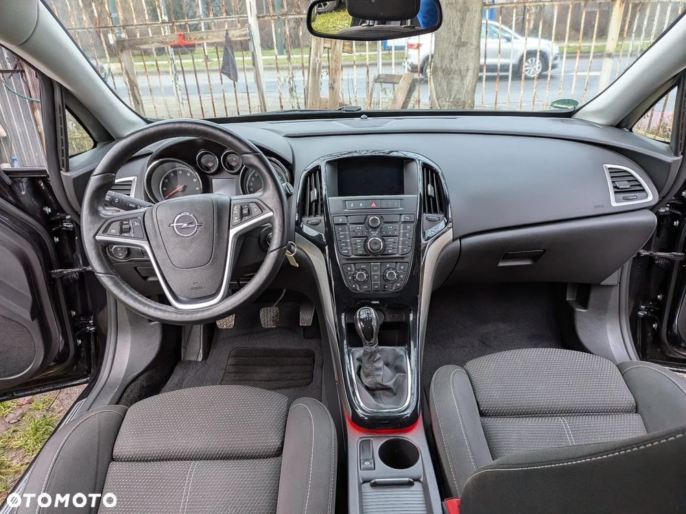 Opel Astra 1.4 Turbo Color Edition - 22