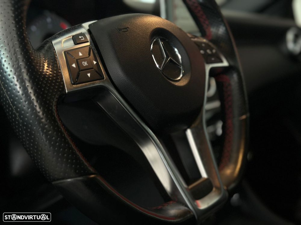 Mercedes-Benz A 180 d AMG Line - 19