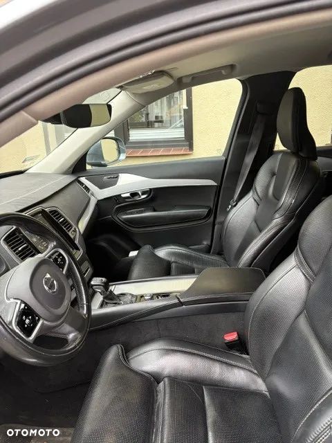 Volvo XC 90 T5 AWD Momentum - 10