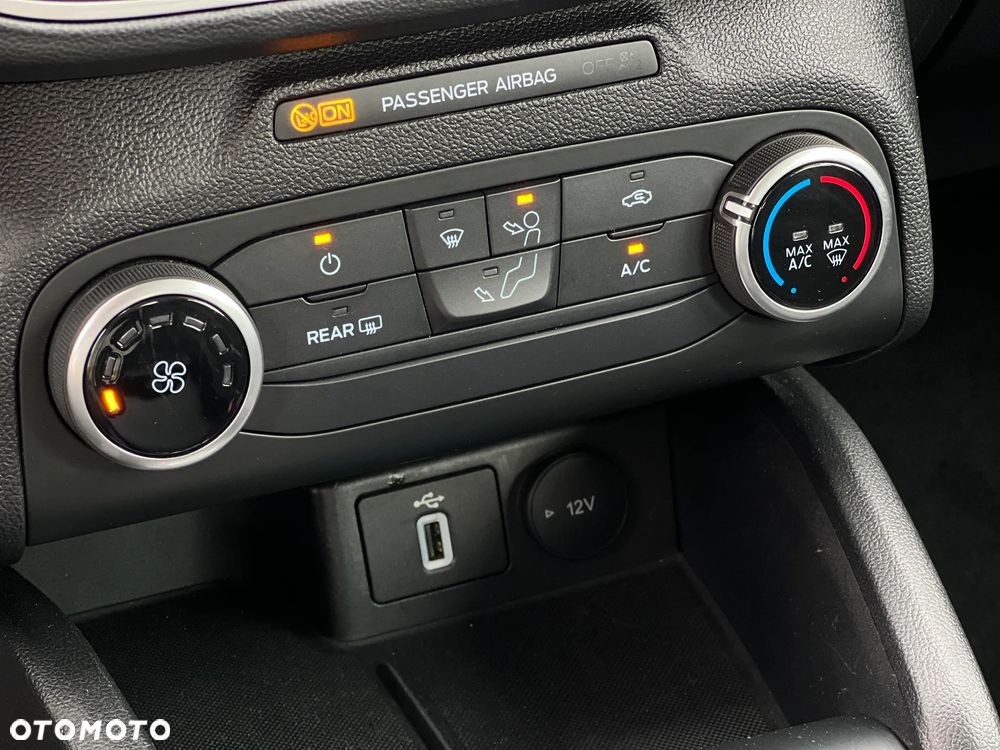 Ford Focus Turnier 1.5 EcoBlue Start-Stopp-System COOL&CONNECT - 23