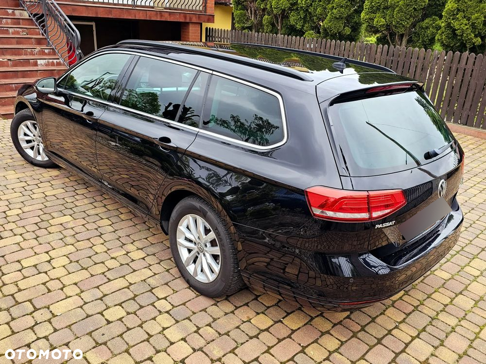 Volkswagen Passat Variant 2.0 TDI DSG (BlueMotion Technology) Comfortline - 14