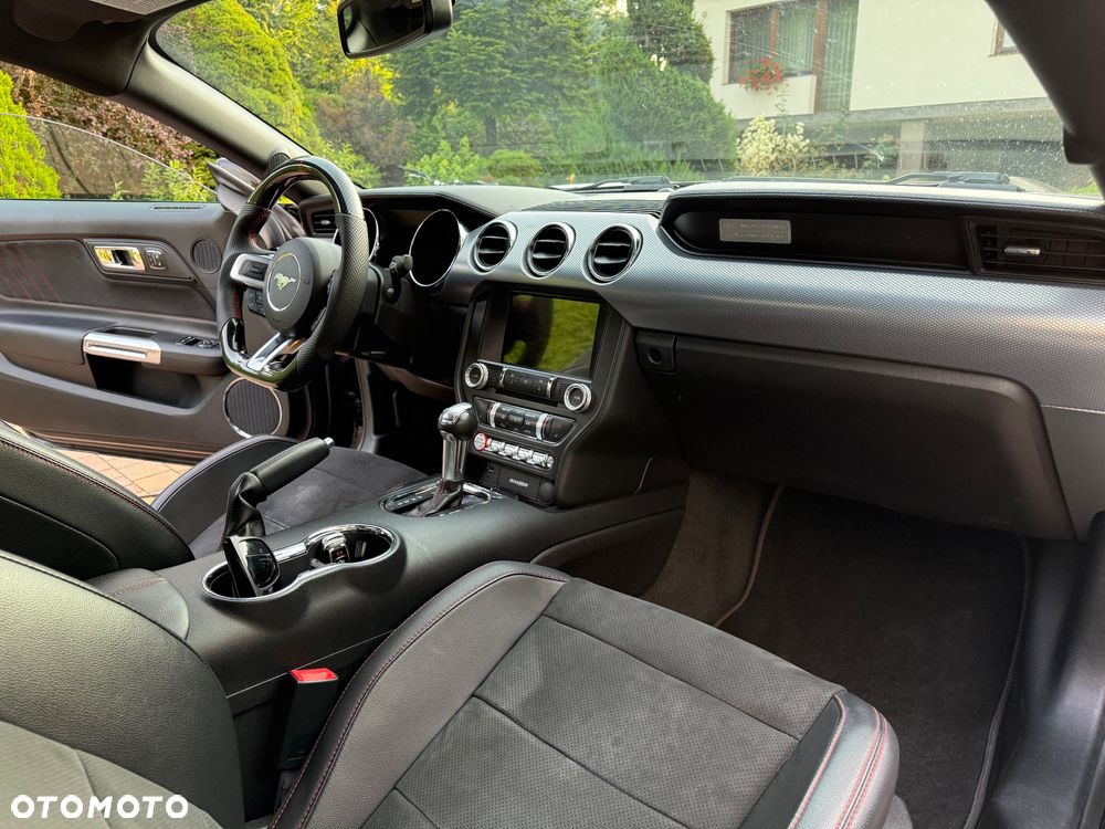 Ford Mustang 5.0 V8 GT - 11