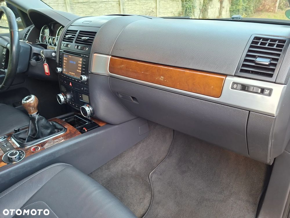 Volkswagen Touareg - 31