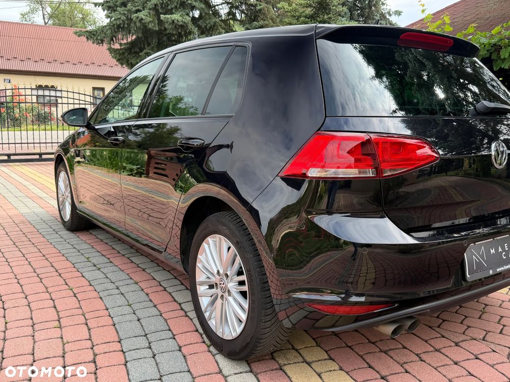 Volkswagen Golf 1.4 TSI BlueMotion Technology Cup - 10