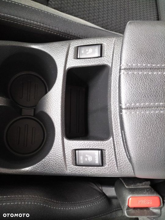 Nissan Qashqai - 9