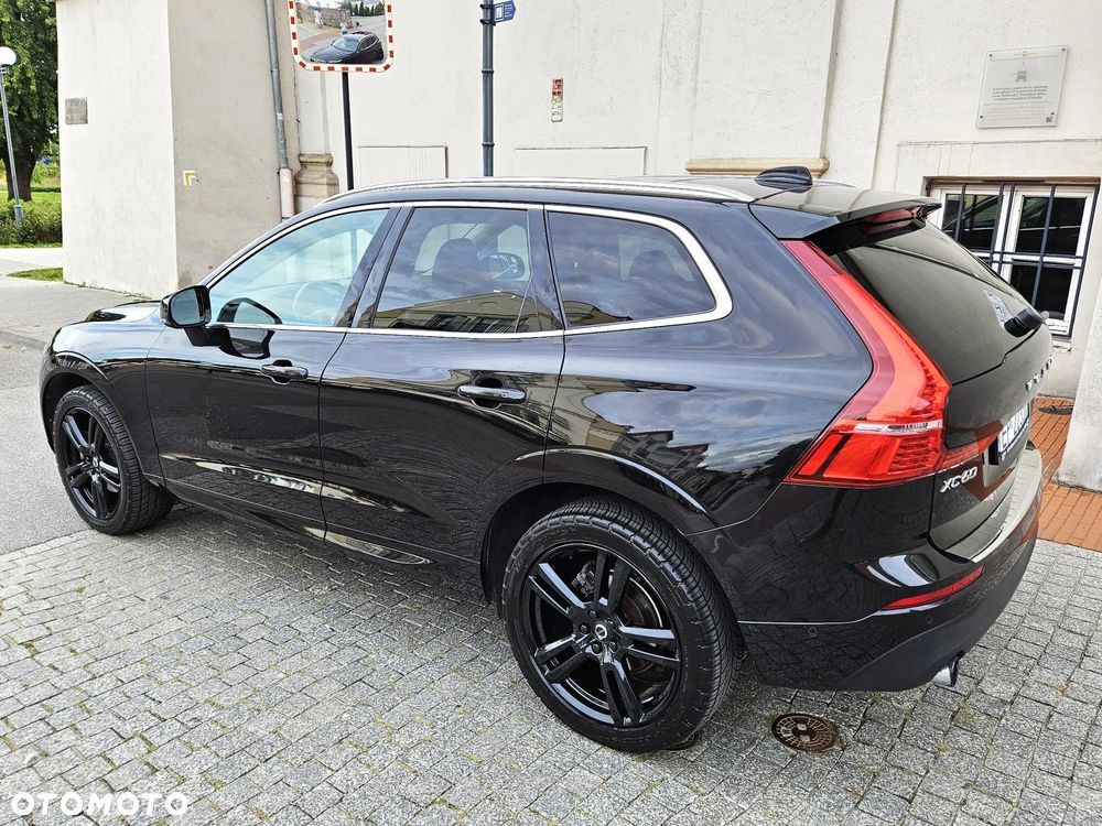 Volvo XC 60 T5 AWD Momentum Pro - 3