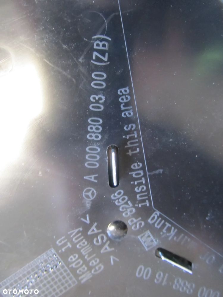 znaczek 0008881600 - 3