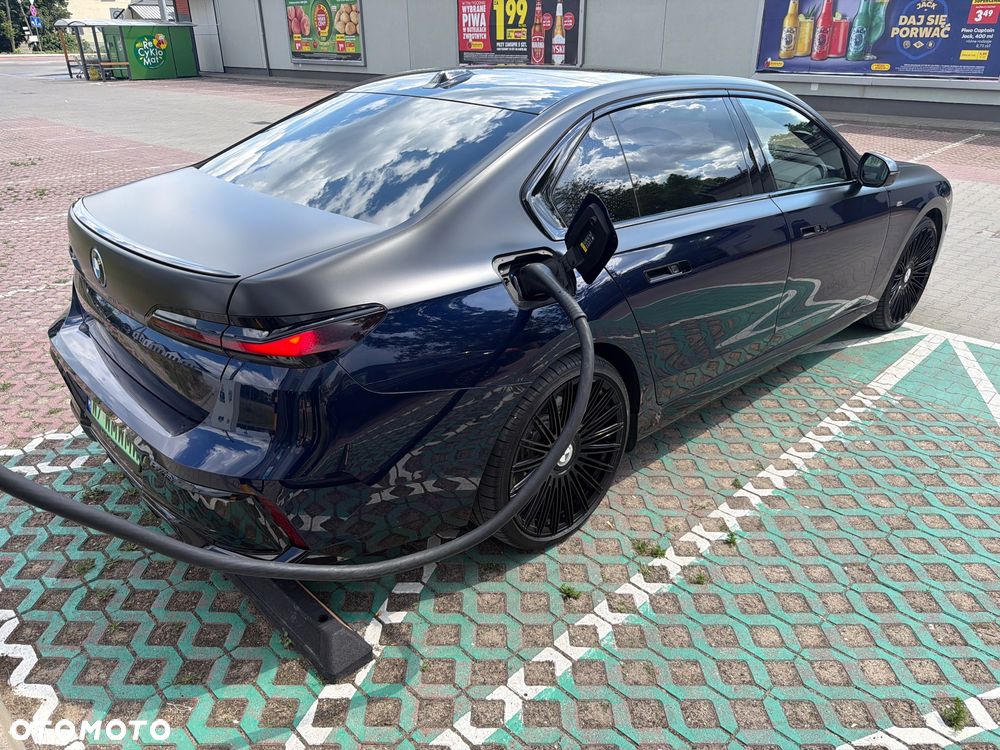 BMW i7 105.7kWh xDrive60 M Sport - 13