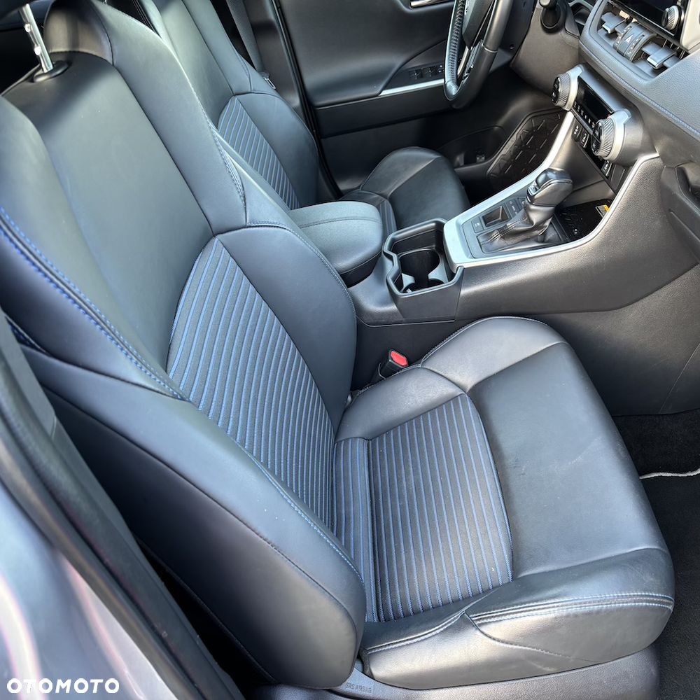 Toyota RAV4 2.5 Hybrid Selection 4x2 - 18