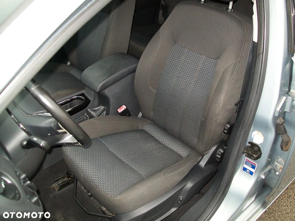 Ford Mondeo 2.0 Ghia - 15