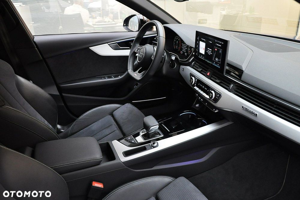 Audi A4 Limousine - 19