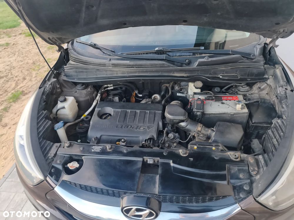 Hyundai ix35 1.7 CRDi 2WD Fifa World Cup Edition - 18