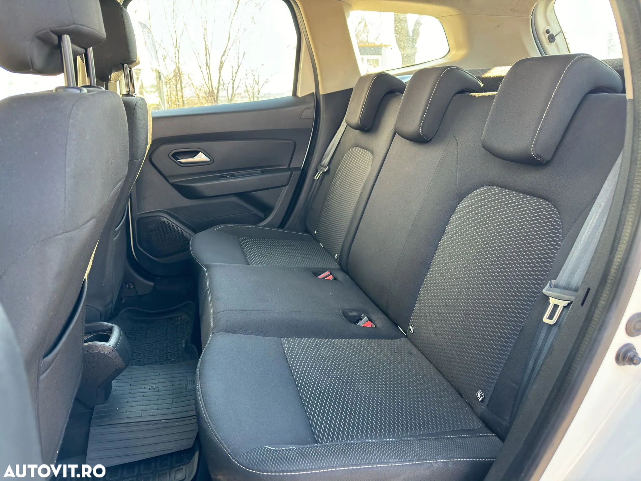 Dacia Duster 1.5 Blue dCi 4WD Comfort - 11