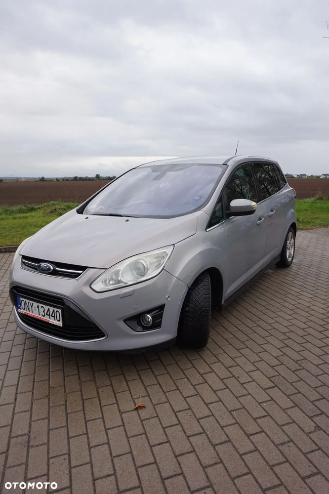 Ford Grand C-MAX - 3