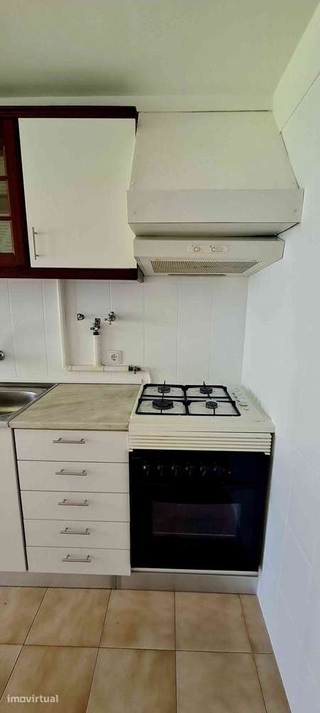 Arrenda-se T2, num R/C com 81m° Agualva-Cacém por 1.000€/mês - Grande imagem: 4/21