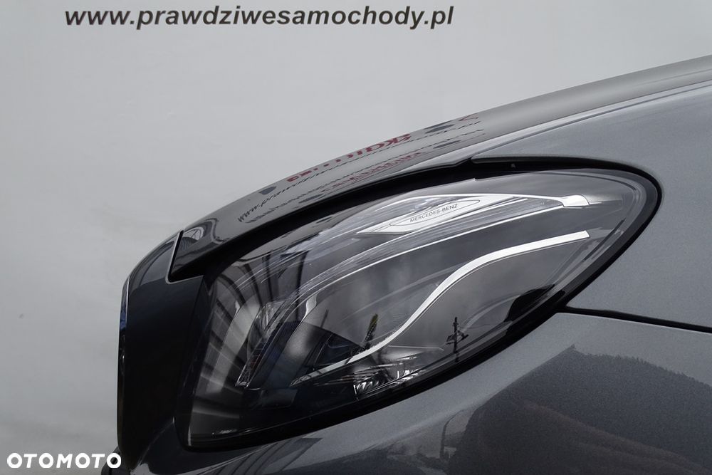 Mercedes-Benz Klasa E - 16