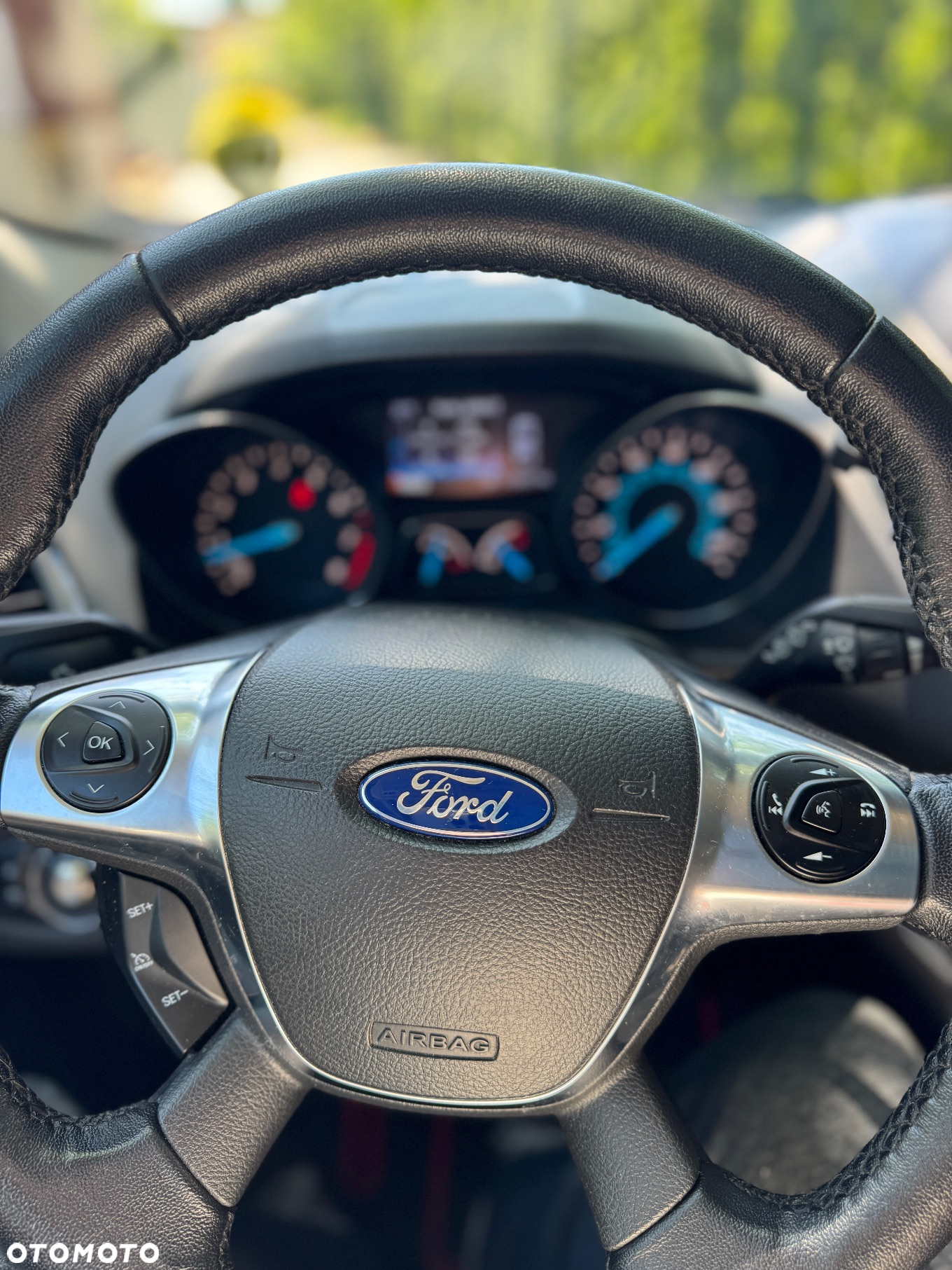 Ford Escape 2.0 EcoBoost AWD Titanium - 22