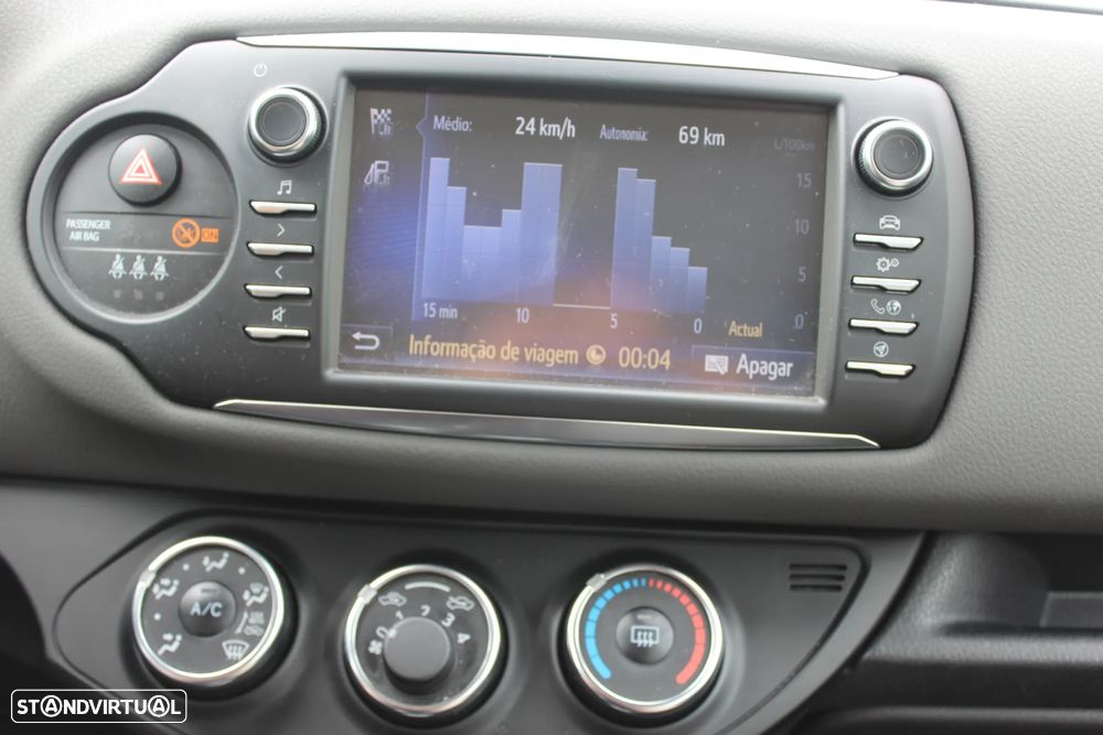 Toyota Yaris 1.0 VVT-i Comfort+P.Style - 17