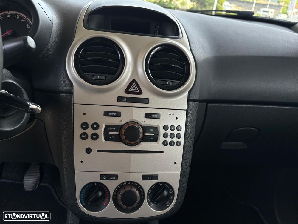 Opel Corsa 1.3 CDTi - 10