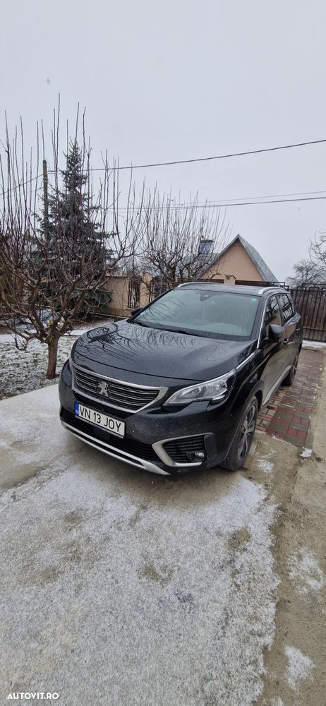 Peugeot 5008 PureTech 130 EAT6 Allure - 9