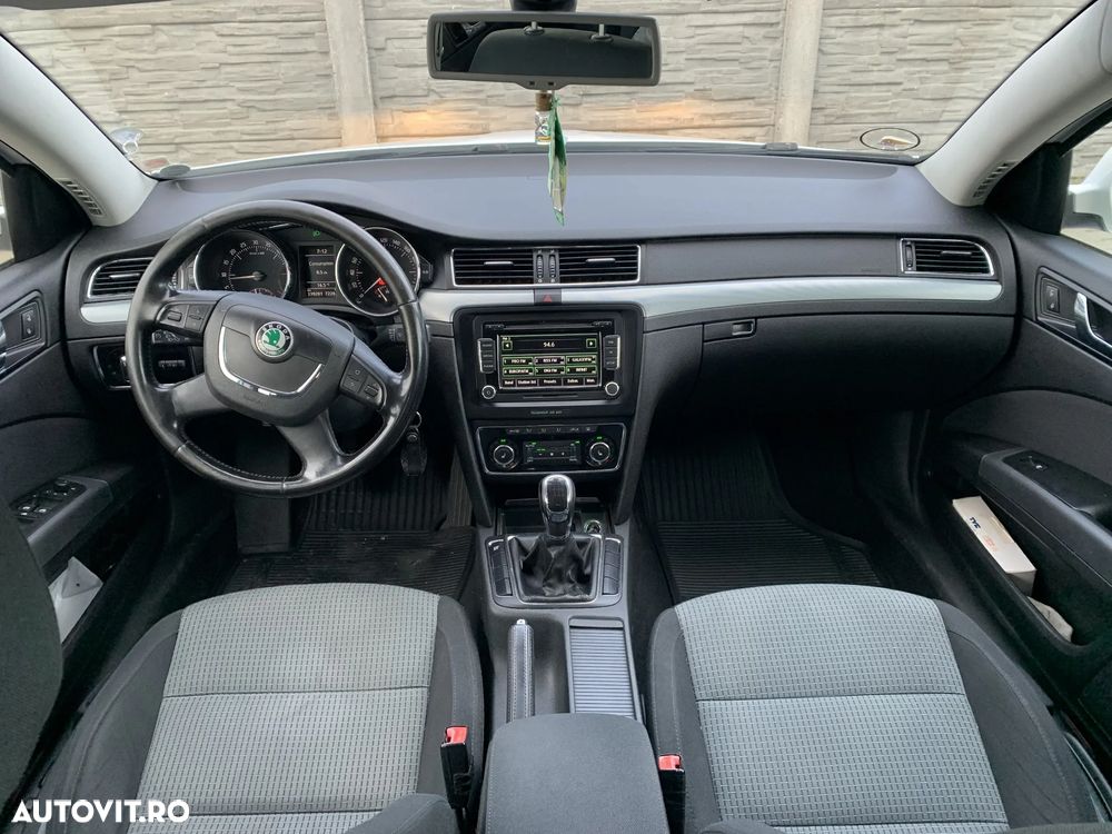 Skoda Superb 2.0 TDI DPF - 12