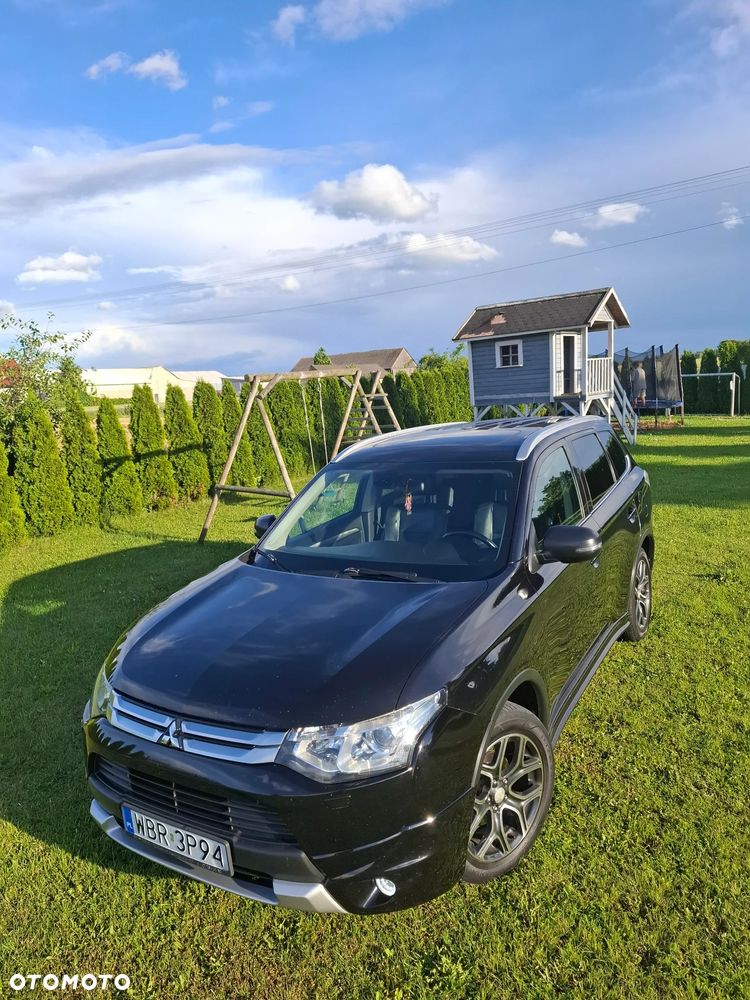 Mitsubishi Outlander 2.2 DID Instyle Navi 4WD - 4