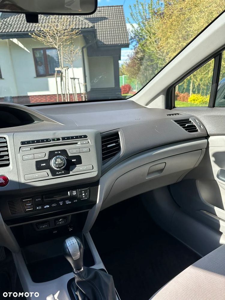 Honda Civic 1.8 Comfort - 24