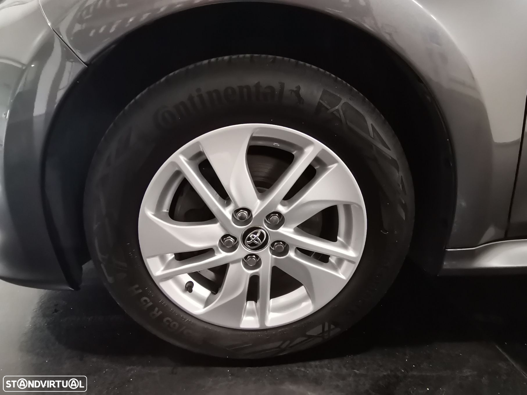 Toyota Yaris 1.5 HDF Comfort Plus - 16