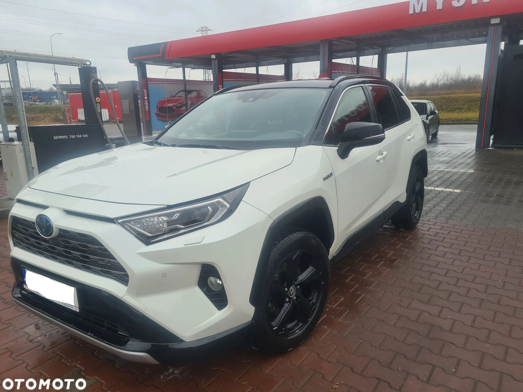 Toyota RAV4 - 1
