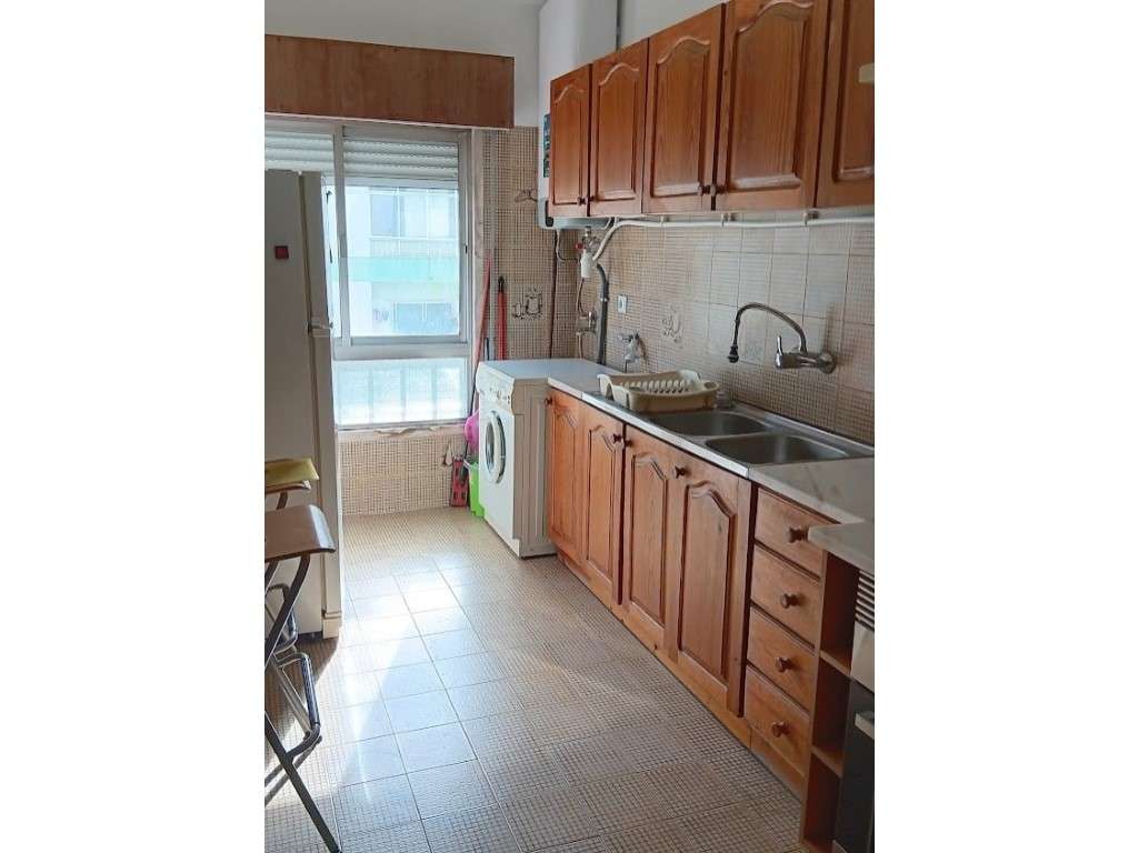 Apartamento junto ao metro - Falagueira - Venda Nova - Grande imagem: 5/12