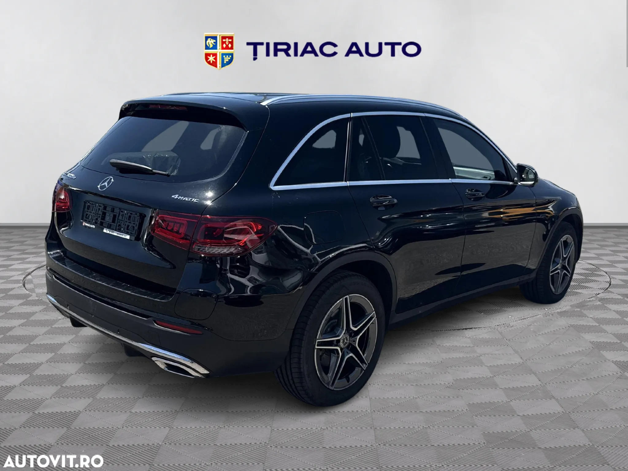 Mercedes-Benz GLC 300 de 4Matic 9G-TRONIC AMG Line - 5
