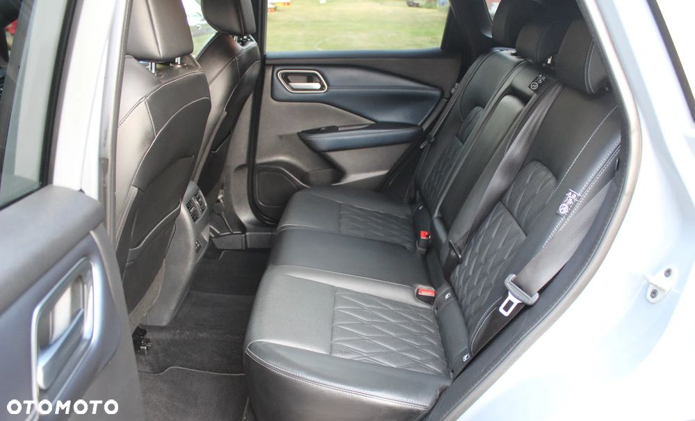 Nissan Qashqai 1.3 DIG-T MHEV Premiere Edition Xtronic - 14