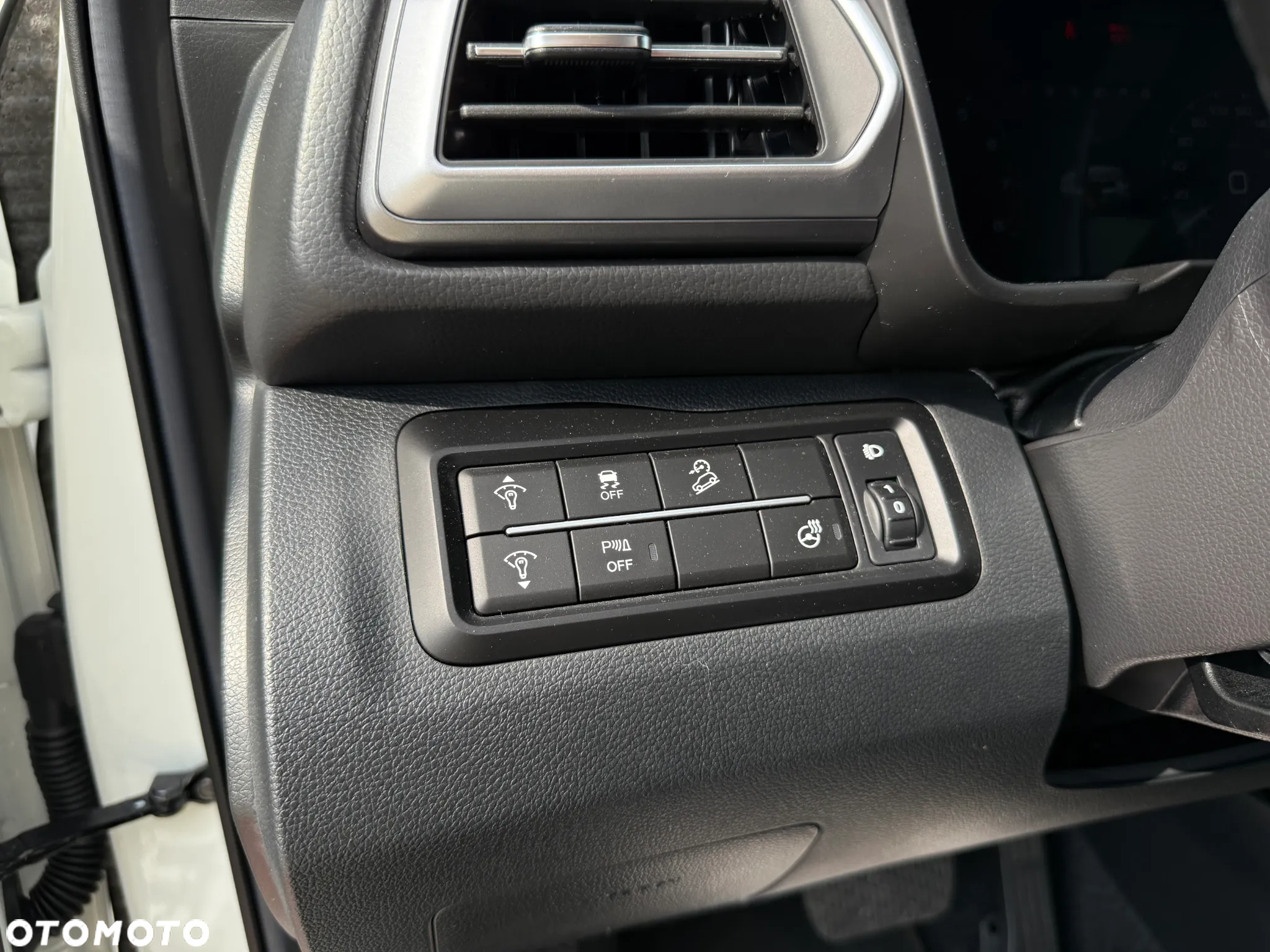 SsangYong/KGM Tivoli 1.5 T-GDI Adventure - 28