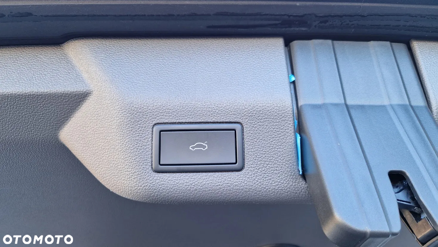 Volkswagen Multivan 2.0 TDI L2 Life DSG - 8