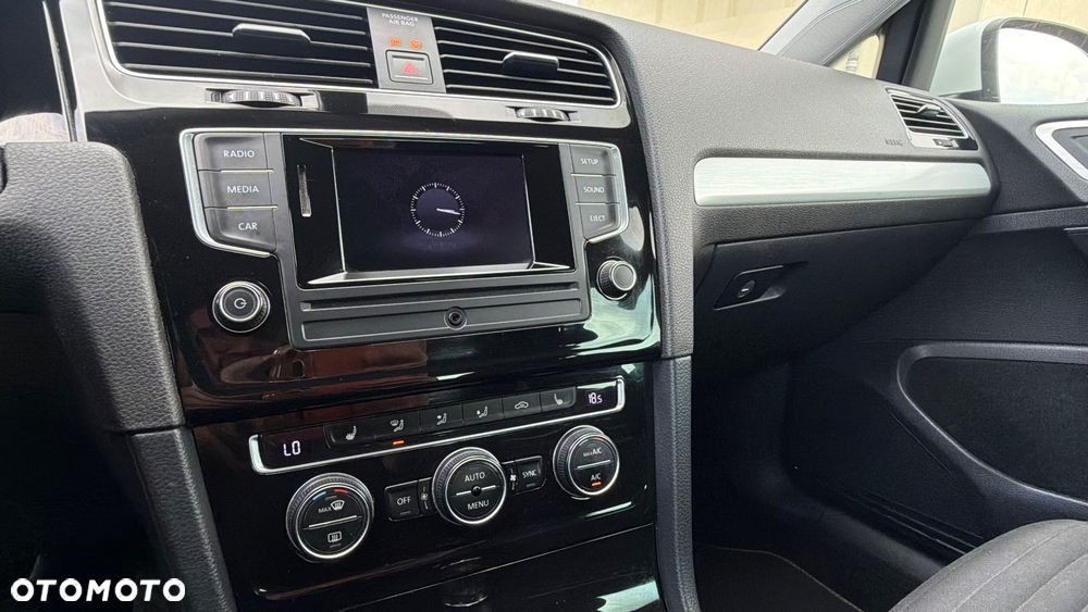 Volkswagen Golf 1.2 TSI BMT Trendline - 14