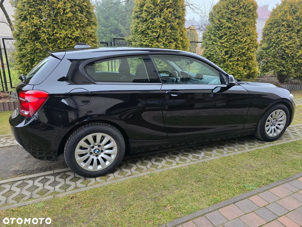 BMW Seria 1 114i - 10