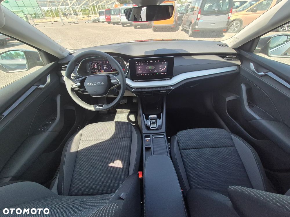 Skoda Octavia 1.5 TSI mHEV Drive Selection DSG - 13