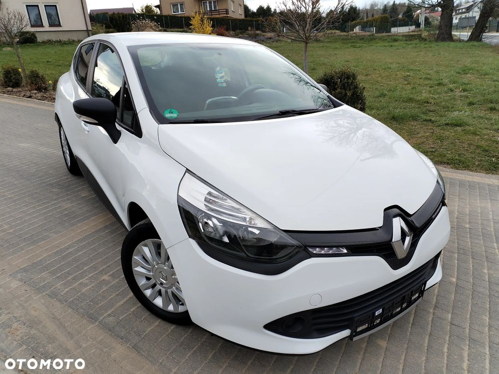 Renault Clio - 2