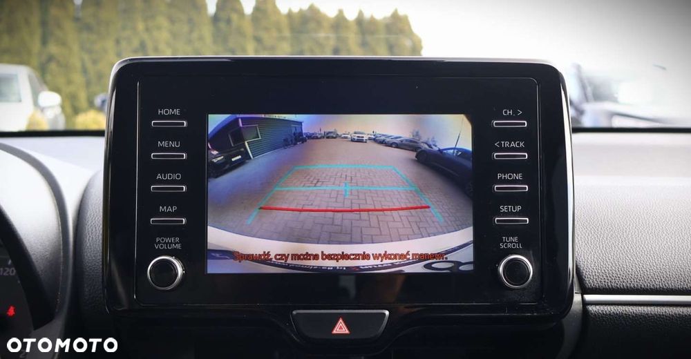 Toyota Yaris - 25