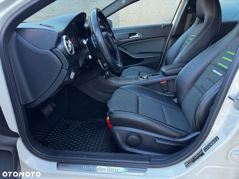 Mercedes-Benz Klasa A 160 7G-DCT AMG Line - 18