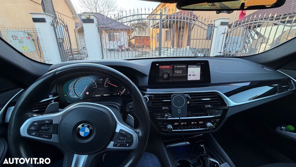 BMW Seria 5 530d xDrive AT - 6