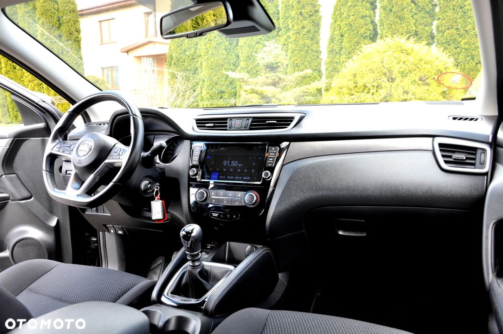 Nissan Qashqai 1.3 DIG-T SHIRO - 31
